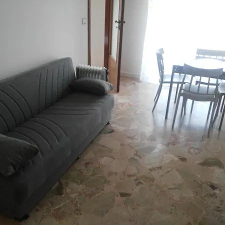 Appartement A Ficurinia