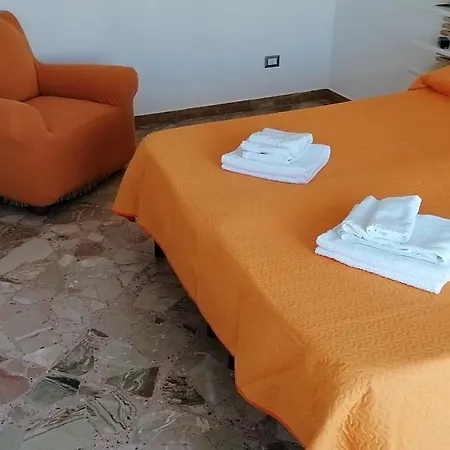 A Ficurinia Apartment